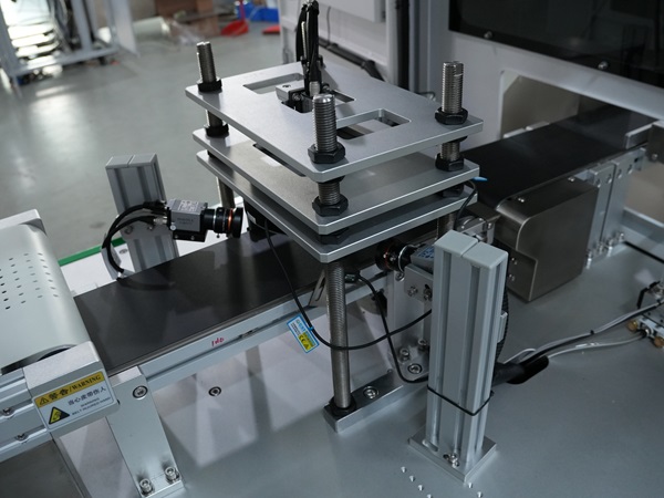 視覺檢測自動化設(shè)備,視覺檢測設(shè)備,外觀檢測設(shè)備