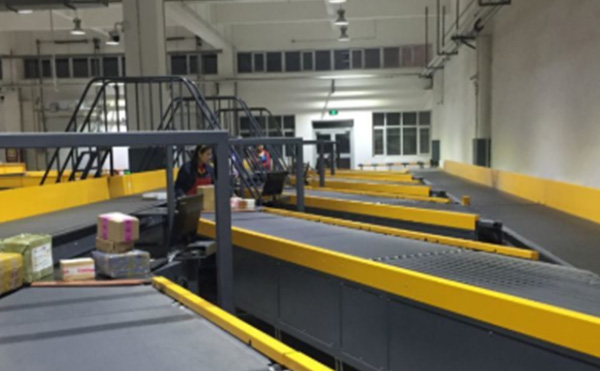 快遞包裹分揀機,快遞分揀機,DWS物流設備,高臻智能